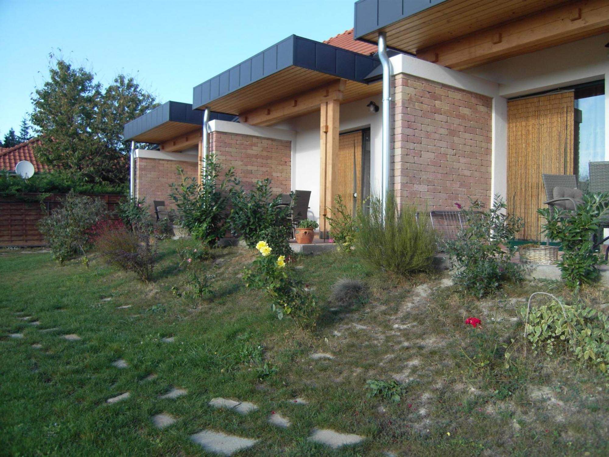 Edina Vendeghaz-Gyenesdias Apartment Exterior photo